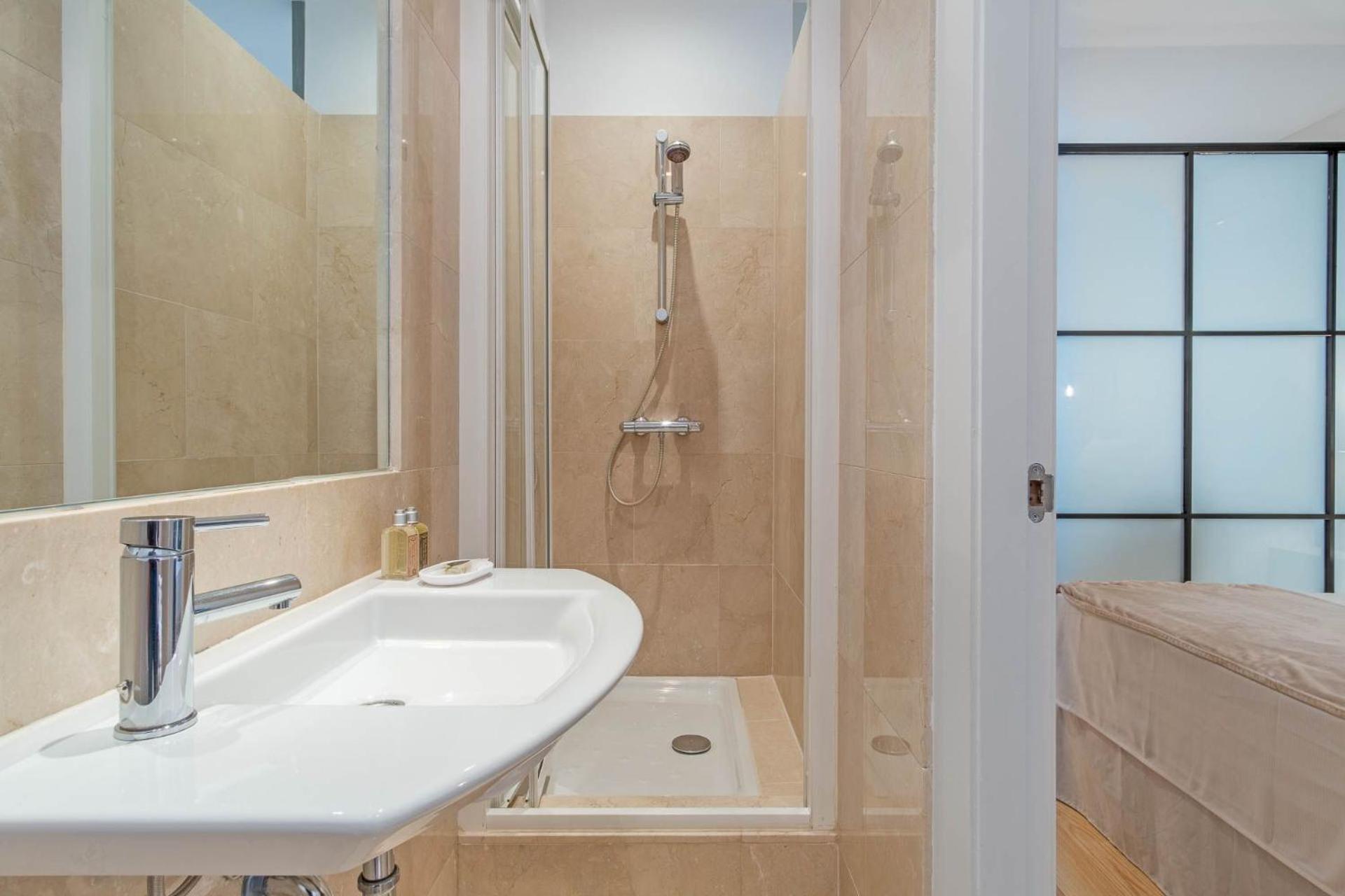 Loft En Barrio Latina Madrid La Latina VII Apartment Bagian luar foto